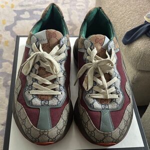 Gucci Burgundy and Beige Patterned Sneakers
